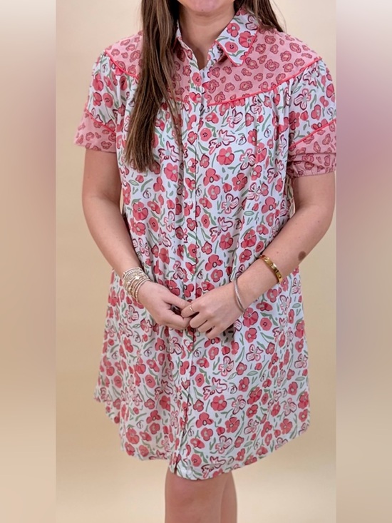 Gigio Dresses & Skirts - Pink Floral Button-Front Casual Dress
